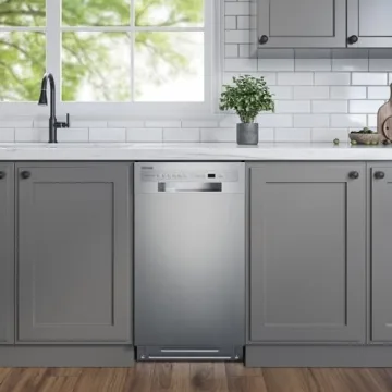 EdgeStar 8 Place Setting Built-In Dishwasher - 18 Inch