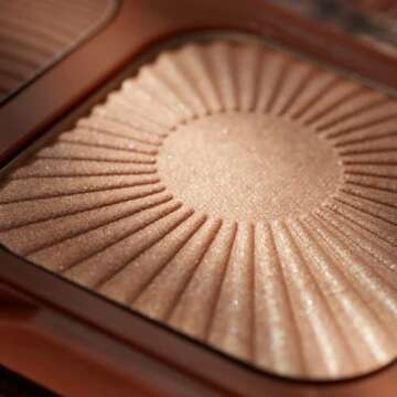 Catrice | Holiday Skin Bronze & Glow Palette | Bronzer & Highlighter in One | For a Sunkissed Complexion | Vegan & Cruelty Free