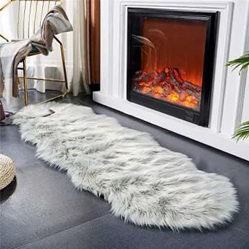 EasyJoy Ultra Soft Faux Fur Area Rug for Cozy Homes