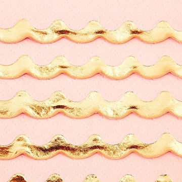 Pink Scalloped Napkins with Gold Foil for Any Celebration