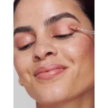 ILIA Chromatic Liquid Powder Eye Tint in Mythic - Glam Made Easy