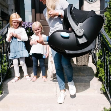 Clek Liing Infant Car Seat - Safe, Compact & Lightweight
