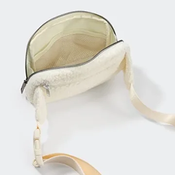 Pander Large 2L Fleece Belt Bag for All Seasons