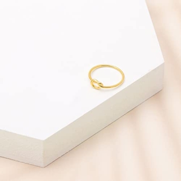 Aloha Jewelry 18K Gold Love Knot Ring for All Occasions