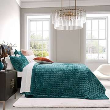 RECYCO Luxury Velvet Quilt Set Full Queen Size, Lightweight Velvet Comforter Set, Oversized Bedsprea...