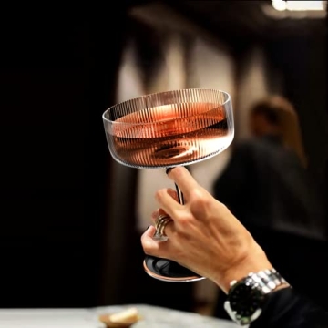 Elegant VIFVOR 6 Pcs Coupe Cocktail Glass Set for Gifting