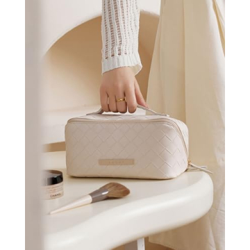 EACHY Travel Makeup Bag - Stylish & Spacious Organizer