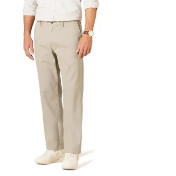 Amazon Essentials Men's Classic-Fit Wrinkle-Resistant Chino Pant, Khaki