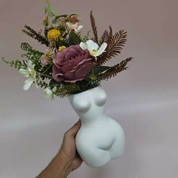 Tanvecle Female Chic Feminist Decor Sculpture