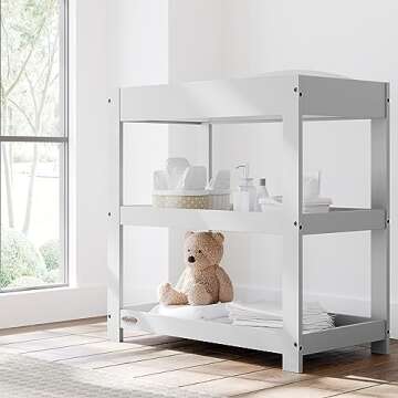 Graco Customizable Changing Table with Changing Pad