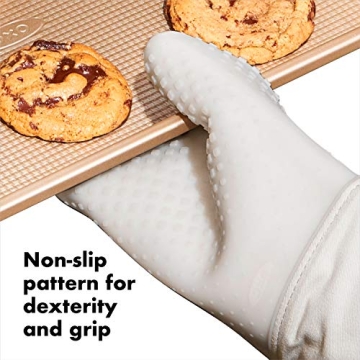 OXO Good Grips Silicone Oven Mitts for Safe Cooking