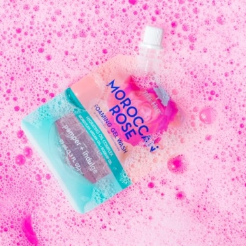 Luxurious Tree Hut Holiday Rose Gift Set for Everyone