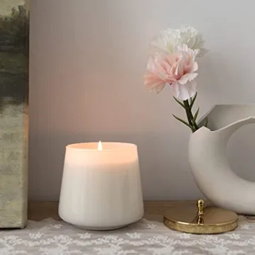 LA JOLIE MUSE Vanilla Candle - 75 Hour Eco-Friendly Luxury