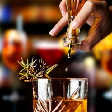 SuproBarware Bitter Bottle - Glass Bitter Bottle with Dash Top, 5oz/150ml, Great for Bartender, Home Bar - KJP15 (5oz/150ml) (Tapered 5oz/150ml)