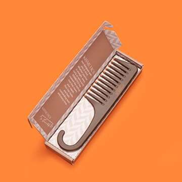 KISMETICS Coconut Oil Infused Wide Tooth Shower Comb