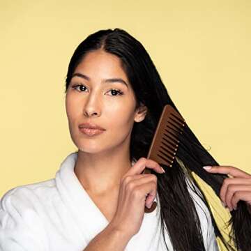 KISMETICS Coconut Oil Infused Wide Tooth Shower Comb