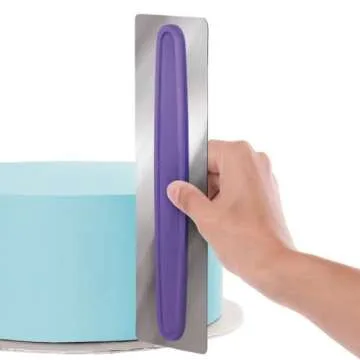 Wilton Icing Smoother for Perfect Cake Finishes