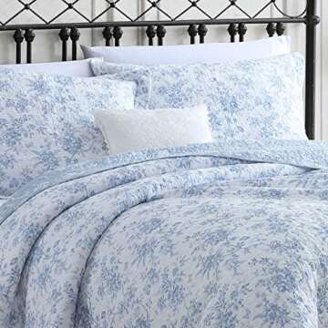 Laura Ashley Home - King Quilt Set, Reversible Floral Cotton Bedding with Matching Shams, Home Decor for All Seasons (Walled Garden Blue, King)