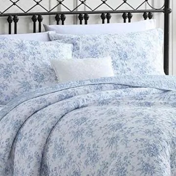 Laura Ashley Home - King Quilt Set, Reversible Floral Cotton Bedding with Matching Shams, Home Decor for All Seasons (Walled Garden Blue, King)