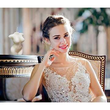 Stylish Dongtao Female Body Candle for Chic Home Decor