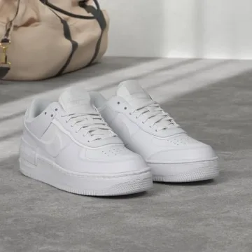 NIKE Women Basketball Shoe for Comfort and Style