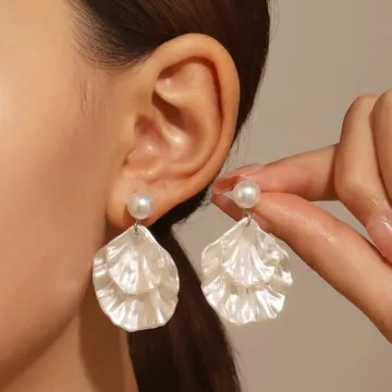 Fashion Pearl Sea Shell Dangle Earrings for Women Gifts