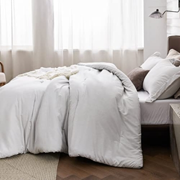 Soft Bedsure Queen Comforter Set Ideal for All Seasons
