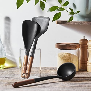 Staub 3-pc Silicone Utensil Set with Wood Handles