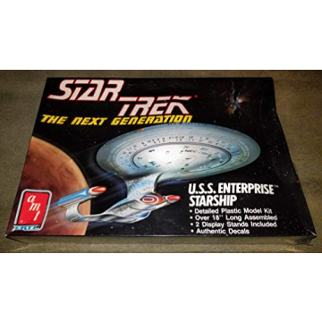 Star Trek - The Next Generation, U.S.S. Enterprise Starship SW (VG+/New)