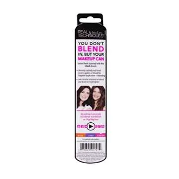Real Techniques Blend + Blur Small Makeup Brush for Cheeks