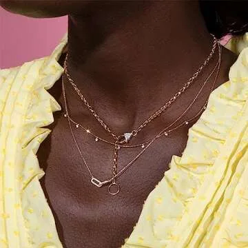 Freekiss Gold Pendant Necklace for Women: Dainty Diamond Necklaces Simple 14K Gold Plated Paperclip Pendant Choker Necklaces Cute CZ Open Oval Necklaces Trendy Gold Jewelry for Women