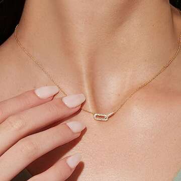 Freekiss Gold Pendant Necklace for Women: Dainty Diamond Necklaces Simple 14K Gold Plated Paperclip Pendant Choker Necklaces Cute CZ Open Oval Necklaces Trendy Gold Jewelry for Women