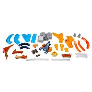 Hot Wheels Monster Trucks Scorpion Sting Raceway Track Set