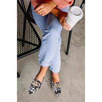 Stylish Mskilder Women Flats with Metal Chain Design