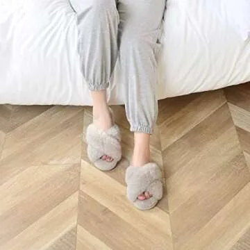 Cozy Parlovable Women's Fuzzy Slippers for Comfort