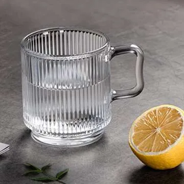 Leadiy Transparent Glass Coffee Mug with Lid, Clear Glass Coffee Cups, Classical Vertical Stripes Coffee Mugs for Latte Juice Tea 12.5 Ounces