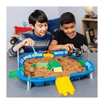 Monster Jam Monster Dirt Arena with Truck 24-Inch Playset