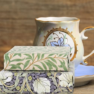 ChicRosa Elegant William Morris Floral Gift Wrap