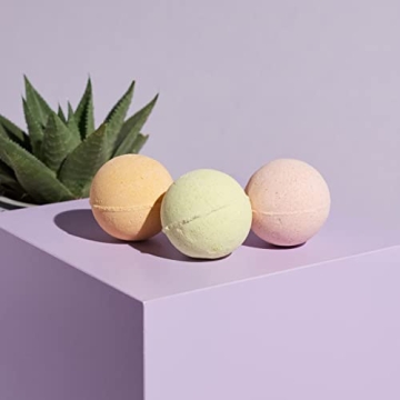 Nurture by Nature Pamper Bath Set for Women - Spa Gift Set