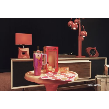 Stanley X Barbie™ Retro ’60s Quencher 40 Oz