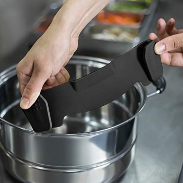 AUOON Clip-On Silicone Strainer for Easy Cooking