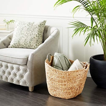 Deco 79 Seagrass Handmade Storage Basket for Stylish Organization