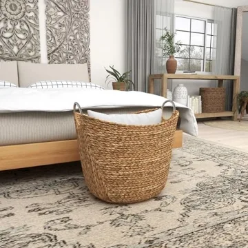 Deco 79 Seagrass Handmade Storage Basket for Stylish Organization