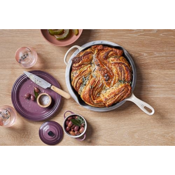 Le Creuset Enameled Cast Iron Signature Iron Handle Skillet, 11.75" (2-3/8 qt.), Meringue