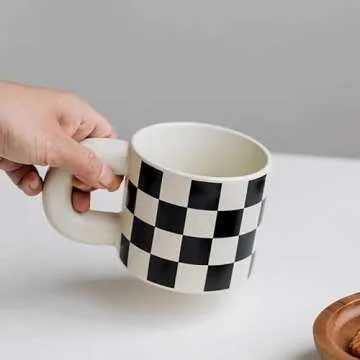 Elegant Chic Checkerboard Mug for Coffee Lovers - Gift Idea