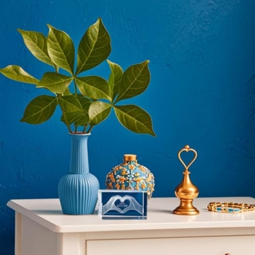 LENOAPHYS 3D Taylor Heart Hands Crystal Sculpture