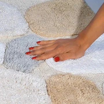 Chesapeake Pebbles Plush 24" x 60" Bath Runner Rug