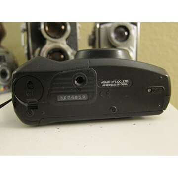 Pentax IQ Zoom EZY-R 35mm Zoom Camera