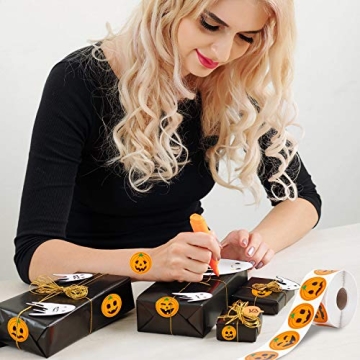800 PCS Pumpkin Stickers for Halloween Fun and Decorations