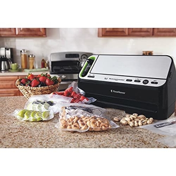 FoodSaver V4400 2-in-1 Vacuum Sealer for Fresh Food Preservation